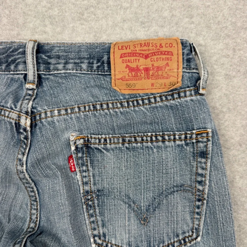 Levis 559 Relaxed Straight Jeans Mens 29x30 Light Wash Blue Denim Y2K VTG